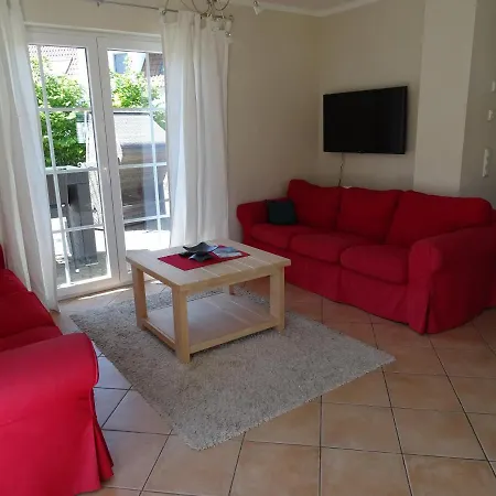 Reetdachhaus Direkt Am Fuer 6 Personen!! Karlshagen