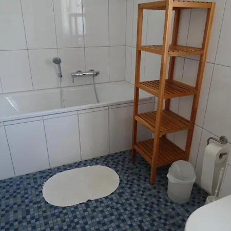 度假居 Reetdachhaus Direkt Am Fuer 6 Personen!! Karlshagen