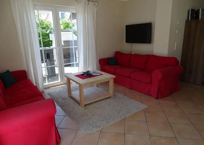 Reetdachhaus Direkt Am Fuer 6 Personen!! Karlshagen