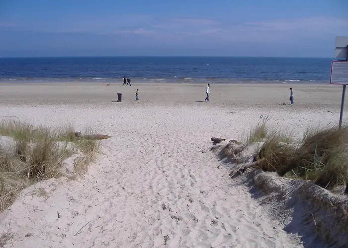 Reetdachhaus Direkt Am Fuer 6 Personen!! Karlshagen